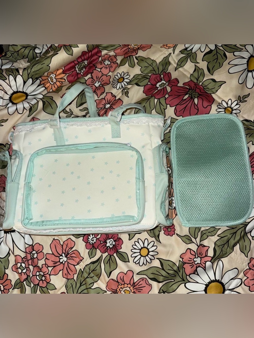 Pastel Green ‘ita’ hand/shoulder bag